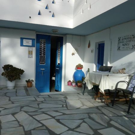 Agnes Rooms Kini Exterior foto