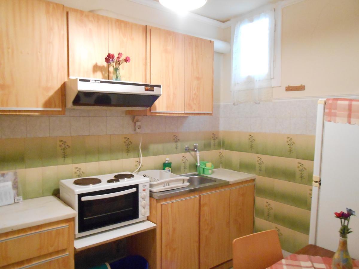 Agnes Rooms Kini Exterior foto